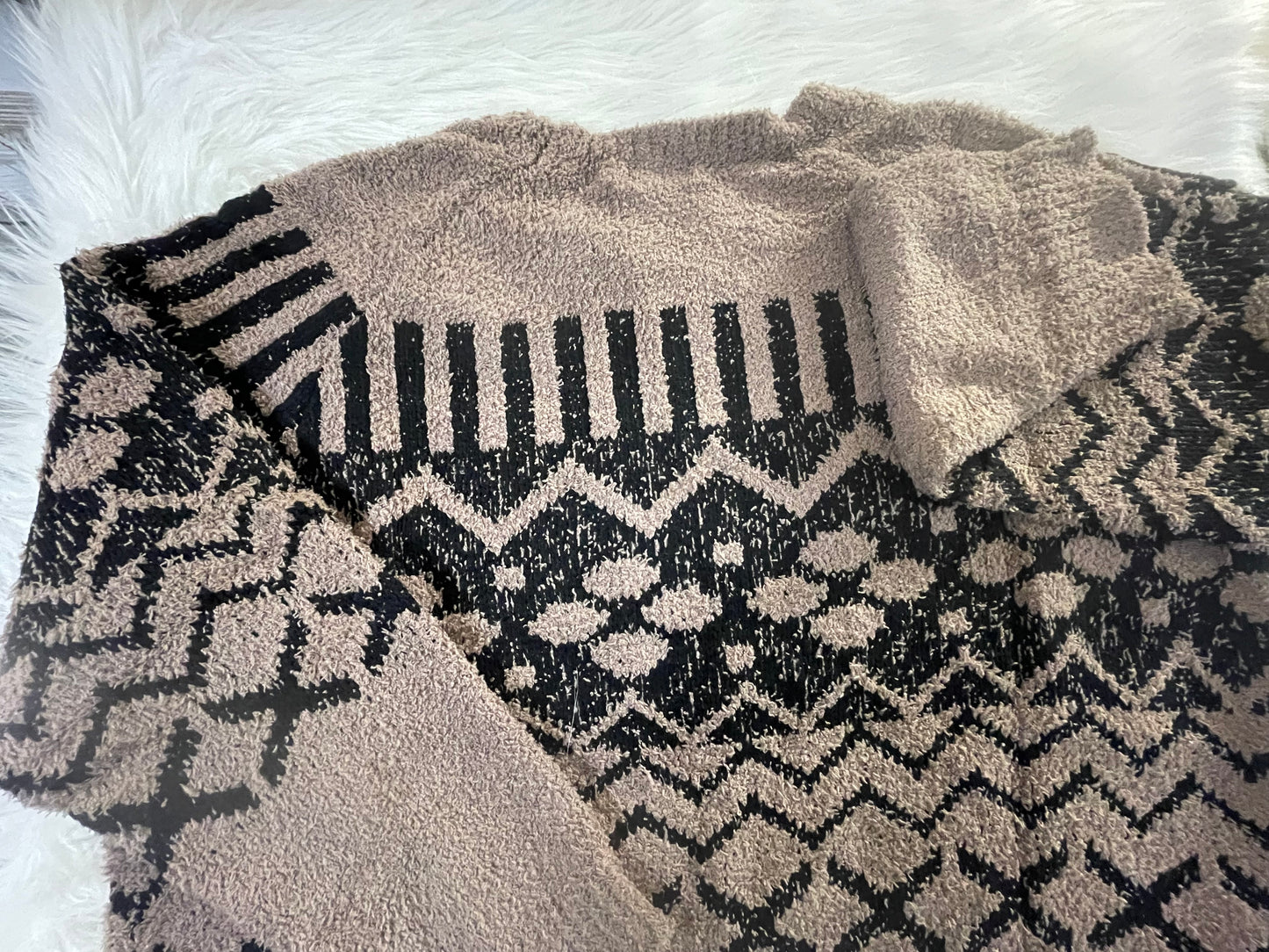 Gigio Women's Round Neckline Fair Isle Sweater