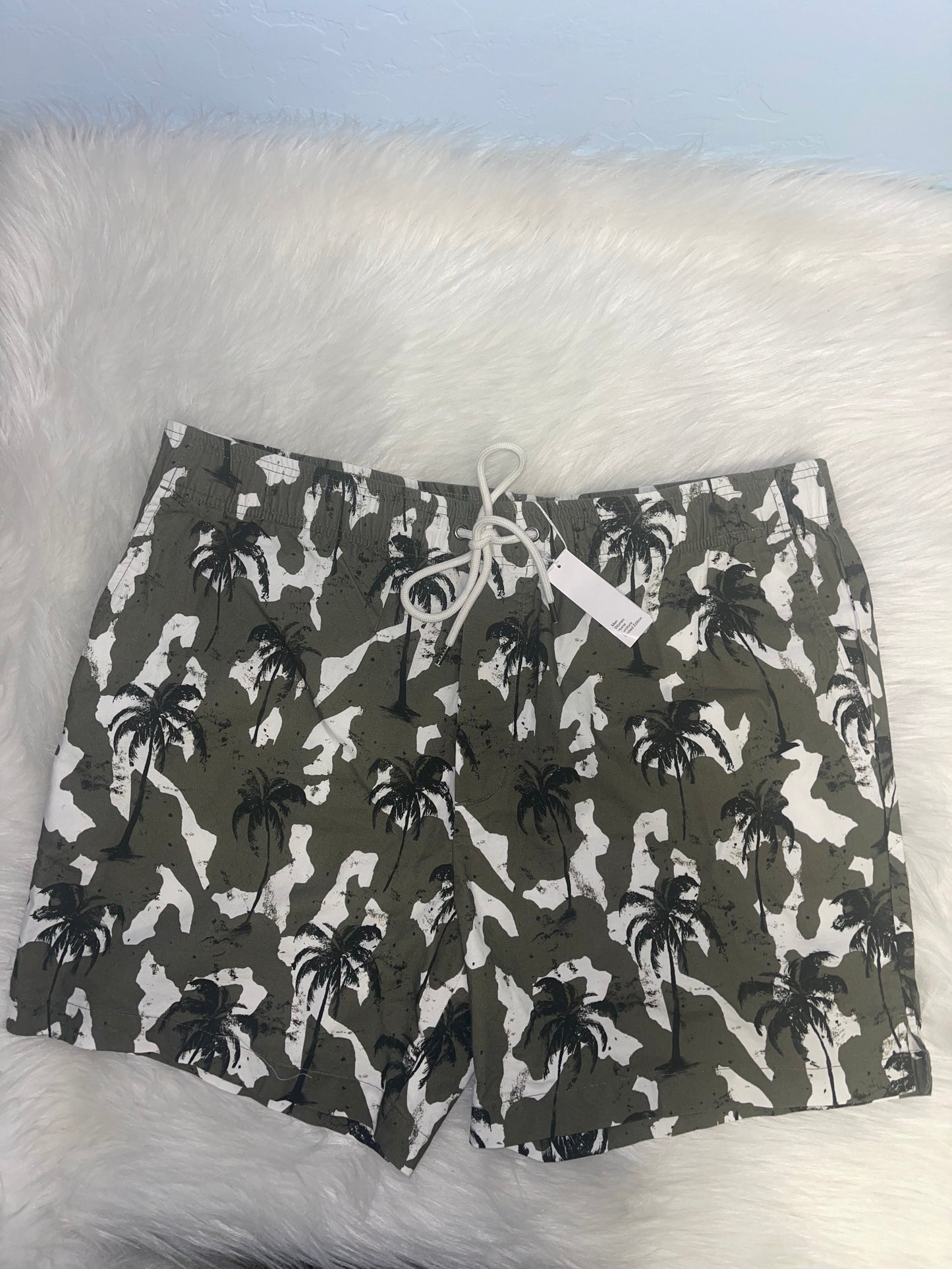 James Perse Men's Camo Palm Shorts