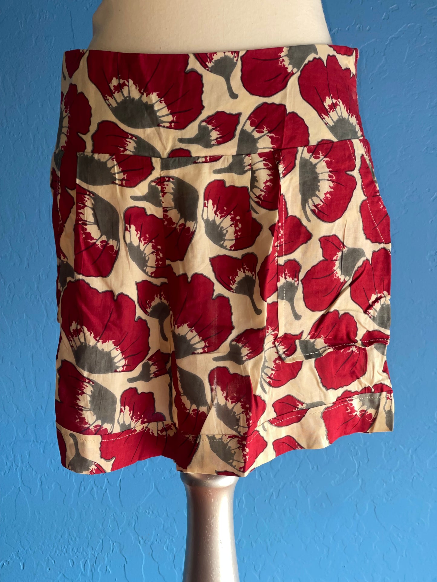 Khush Kanae Women's Shorts in Fiore Cherry