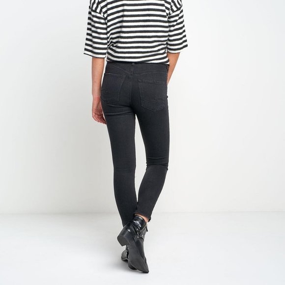 Silver Jeans Women's Robson High-Rise Slim-Fit Jeggings