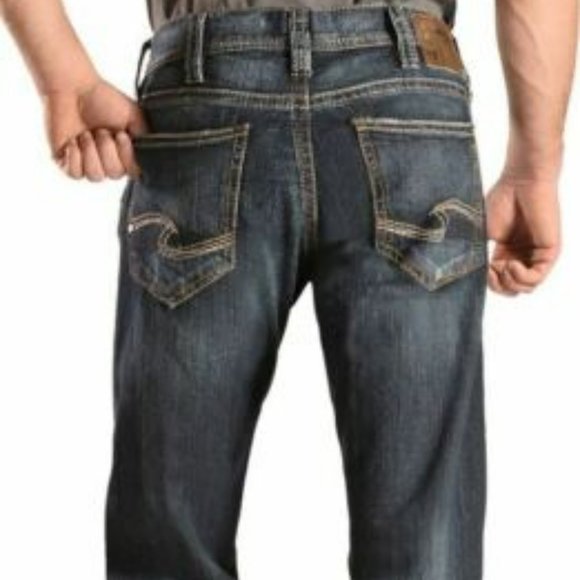 Silver Men's Gordie Medium Wash Relaxed Straight Leg Men's Jeans