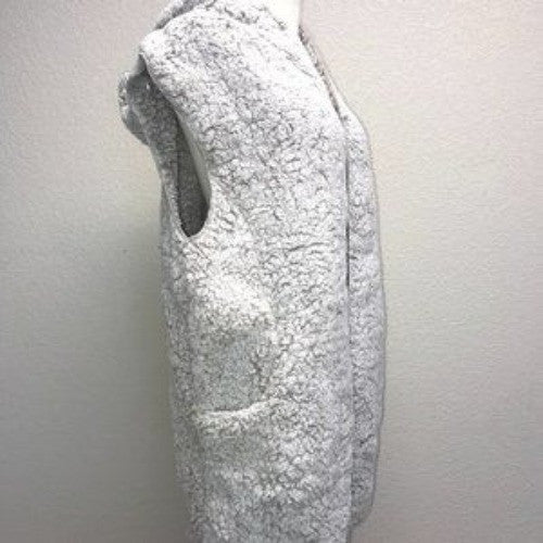 Love Tree Faux Fur Sleeveless Hoodie Vest