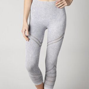 Nikibiki Chevron Mesh Capri Vintage Cool Gray